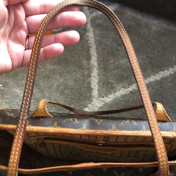 Authentic Louis Vuitton Neverfull MM Monogram Bag - Picture 14 of 16